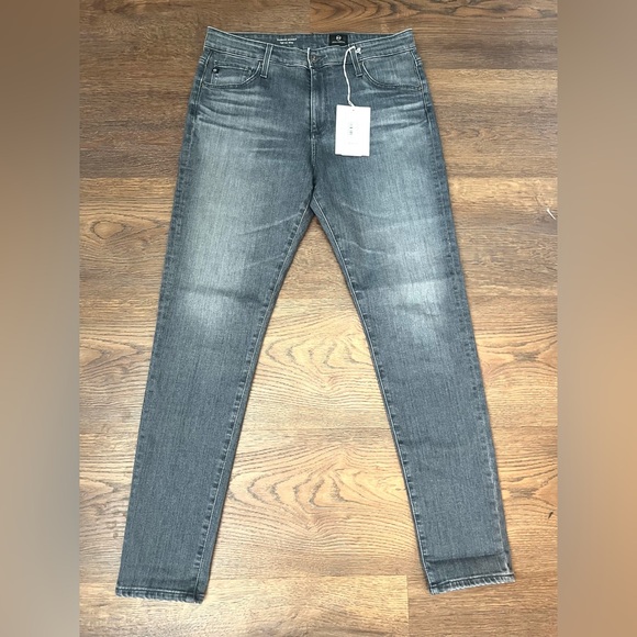 🍄SOLD🍄 AG Farrah Jeans NWT - Picture 3 of 4